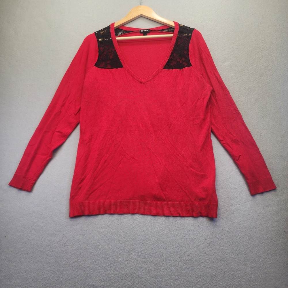 Torrid Red Lace Shoulder V-Neck Top Sweater Size 2‎ 2X Long Sleeve Knit Top NWOT